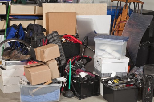 Flexible grab hire options in Chessington